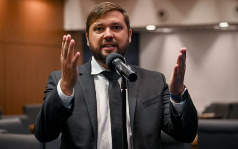 Deputado Júlio Rocha denuncia cerceamento de fala em audiência pública