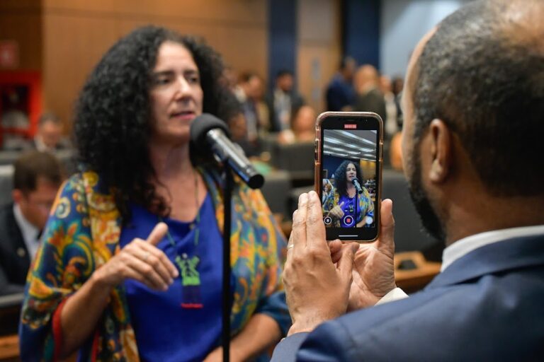 Escolas estaduais poderão ter ações sobre justiça social, clima e