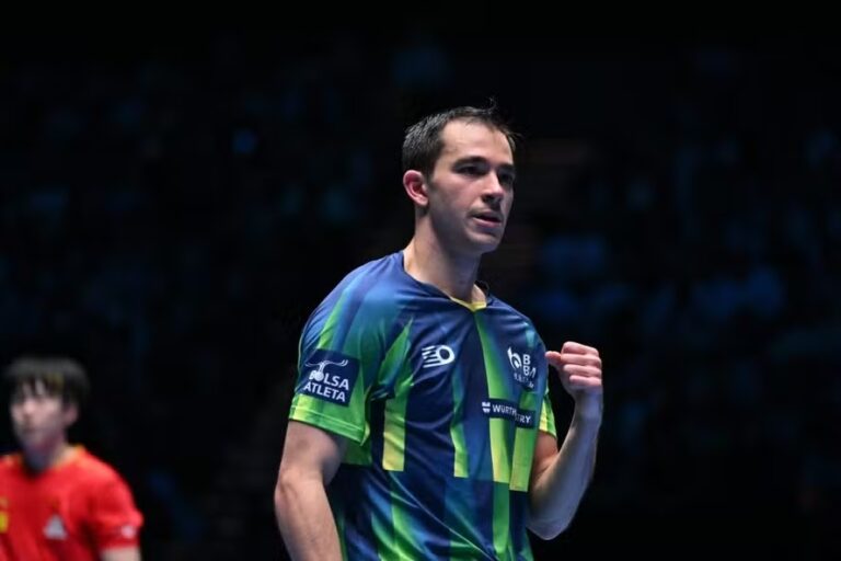 Hugo Calderano vence chinês número 1 e conquista Copa do