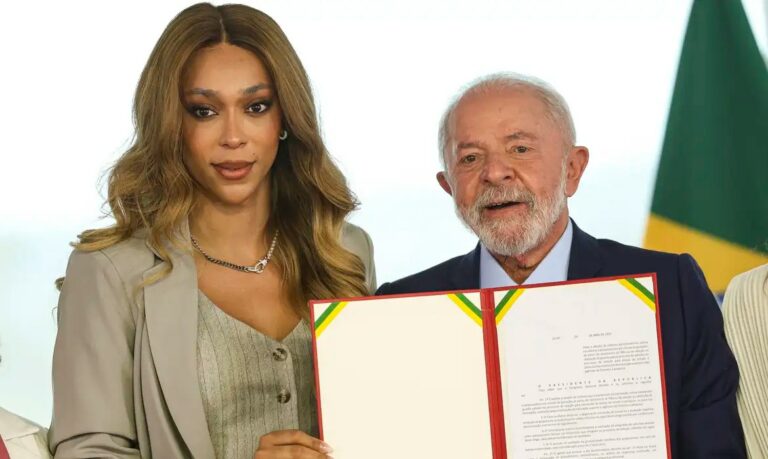 Lula critica governo dos EUA por não respeitar identidade de