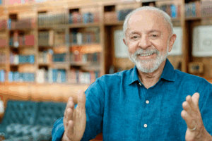 Lula defende fim da jornada 6×1 em pronunciamento do Dia