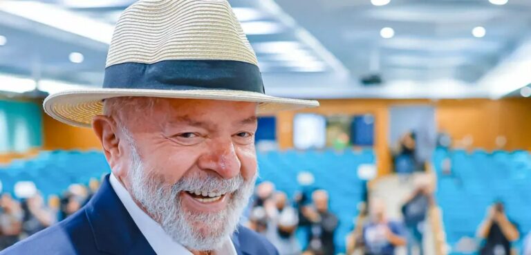 Lula recupera popularidade e vê melhora na aprovação, aponta pesquisa
