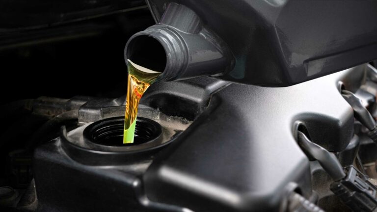 Pode misturar diferentes óleos no carro?
