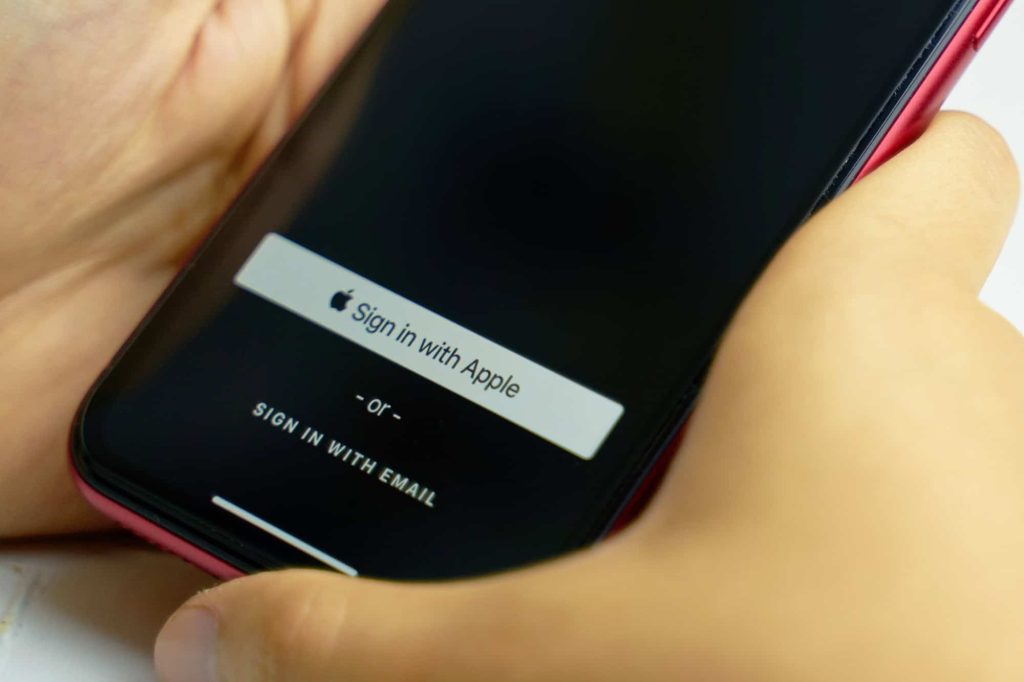 184 milhões de senhas do Apple ID e mais são