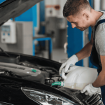 8 partes do carro que também precisam de lubrificação –