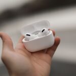 Airpods, da Apple, ajudam a encontrar suspeito de roubo milionário