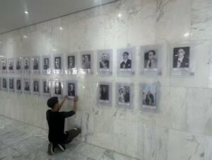 Após reclamação de Lula, Planalto atualiza galeria de ex-presidentes com