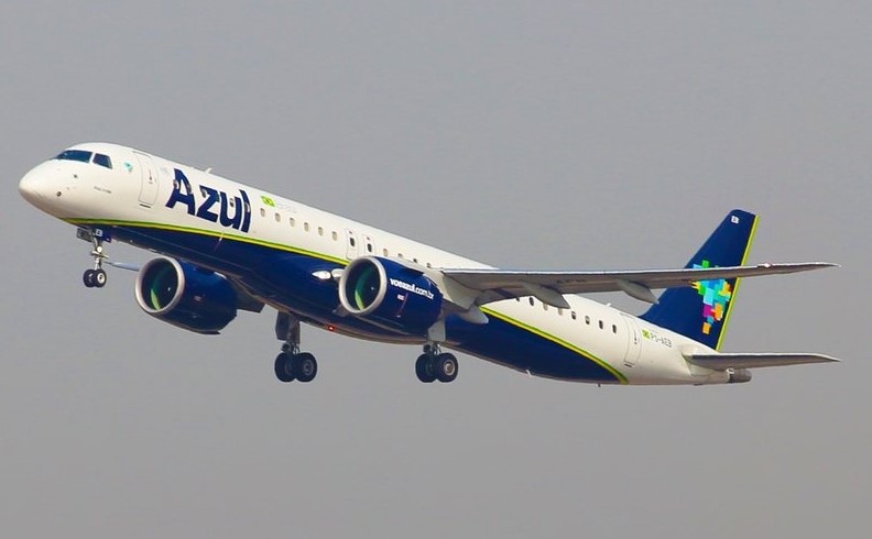 Azul entra com pedido de recuperação judicial e ações despencam