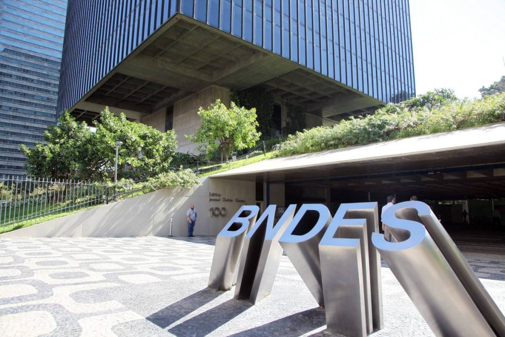 BNDES anuncia ampliação de investimentos na Nova Indústria Brasil