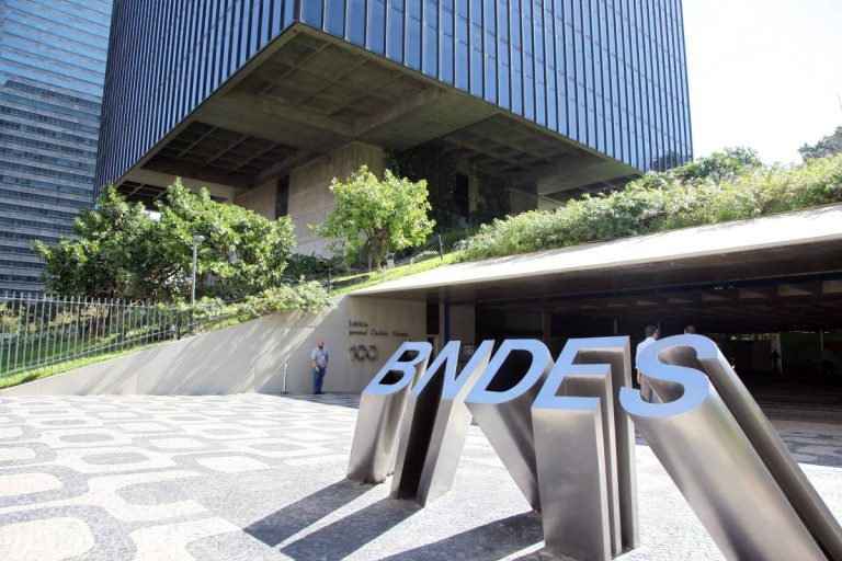 BNDES anuncia ampliação de investimentos na Nova Indústria Brasil