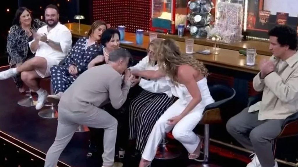 Barraco na Globo? Lívia Andrade e Dona Déa causam treta