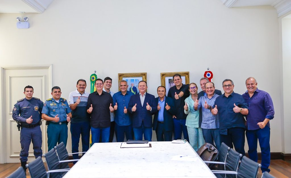 Brandão atinge marca de 100 prefeitos ouvidos em agenda de