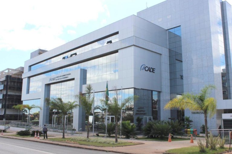 Cade investiga Caixa por venda casada em financiamentos habitacionais
