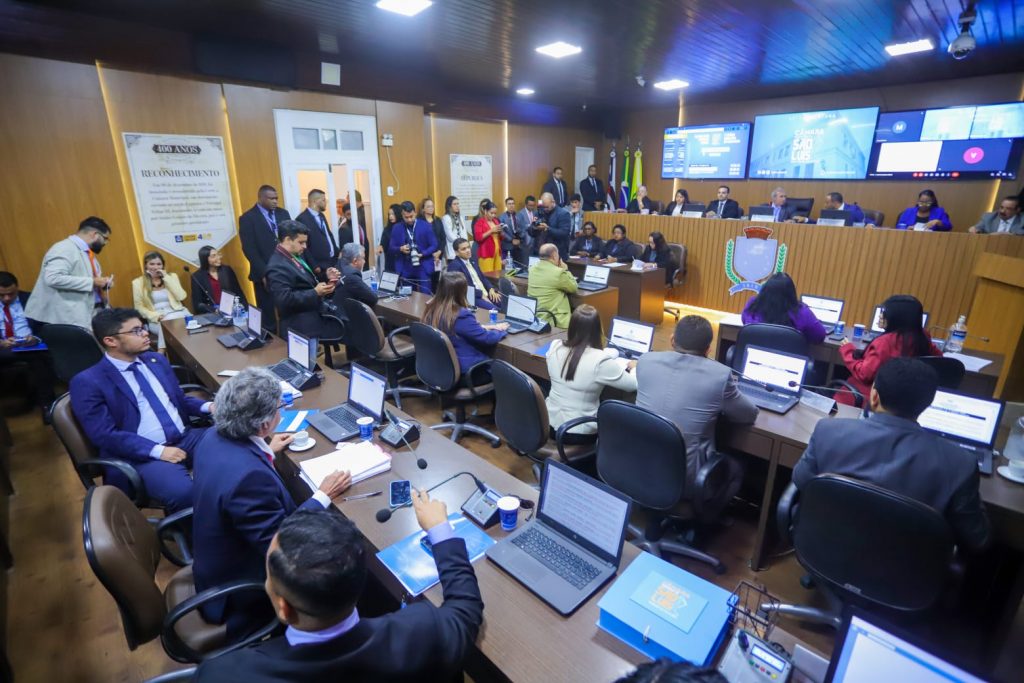 Câmara Municipal aprova cinco projetos de lei