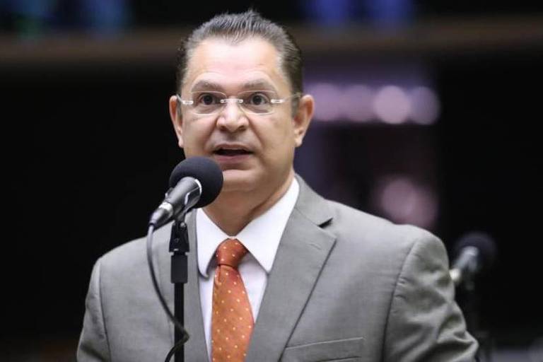 Câmara avança com projeto que exige aval do Congresso para