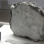 Cientistas podem ter resolvido o mistério das rochas lunares magnéticas