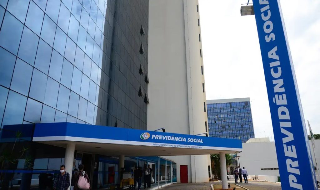 Congresso derrubou regra que poderia dificultar fraudes nos descontos do
