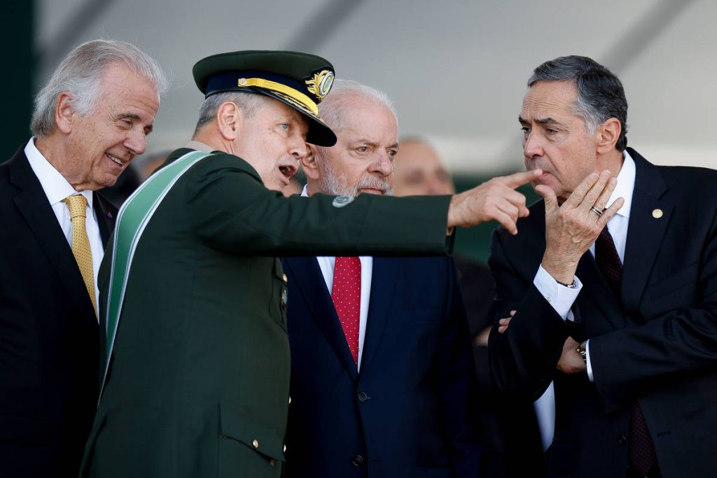 Cúpula militar rejeita anistia a golpistas e teme impacto na