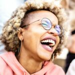 De onde vem a felicidade? Estudo sugere três caminhos
