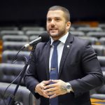 Deputado é condenado a indenizar ex-candidato a prefeito de Niterói
