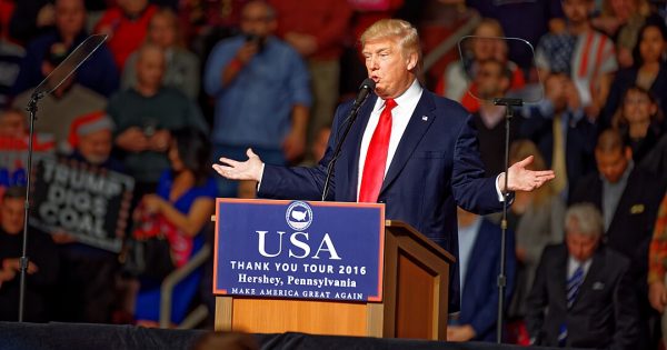 Donald Trump chama de idiota de esquerda a Bruce Springsteen por