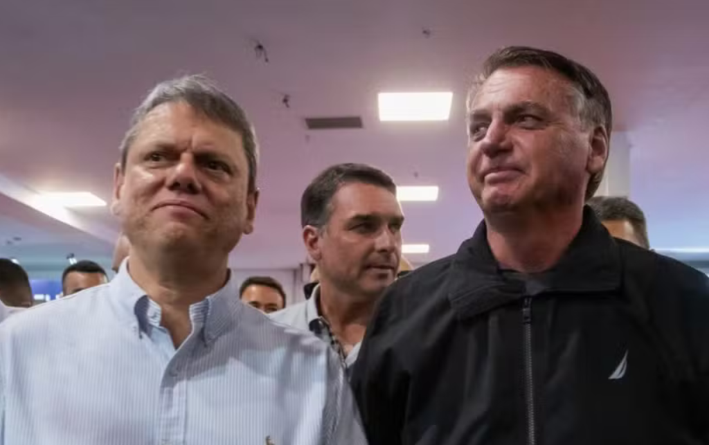 Em depoimento ao STF, Tarcísio de Freitas nega que Bolsonaro