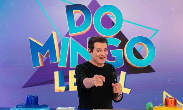 Em tarde histórica, Domingo Legal bate a Globo por mais