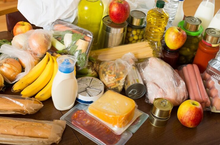 Estudo aponta que cesta básica ideal para uma pessoa chegou