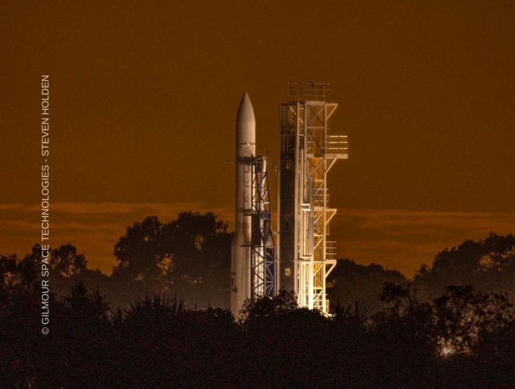 Foguete australiano tem falha elétrica em lançamento histórico