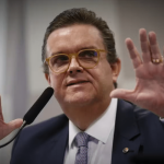 Fraudes do INSS: ministro diz que “ladrão entrou em casa”
