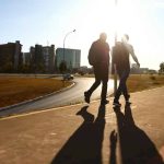 Friozinho, calor, chuva: como fica o tempo nesta semana no