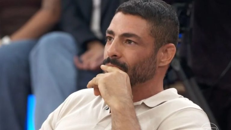 Galã da Globo diz que sonha "muitas vezes" com Cauã