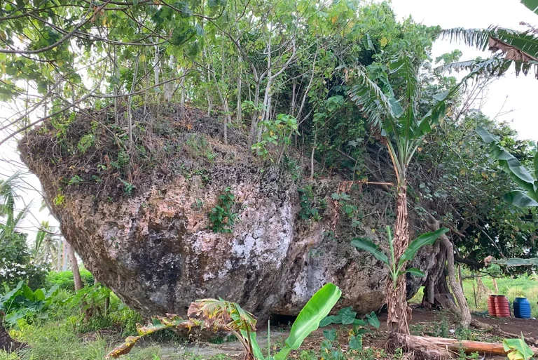 Geólogos descobrem enorme pedregulho carregado por tsunami há sete mil