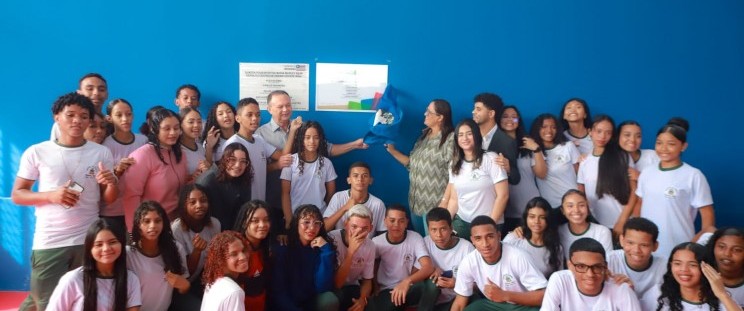 Governo do Maranhão entrega três escolas reformadas em São Luís