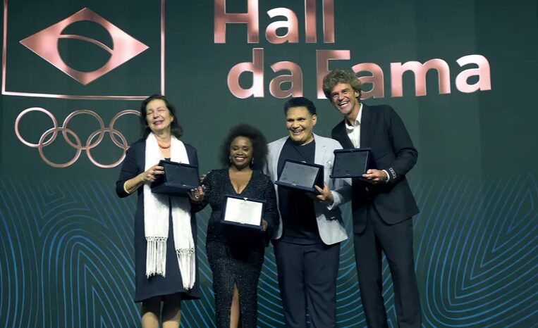 Guga, Daiane e Edinanci são eternizados no Hall da Fama