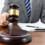 Homem é condenado por abusar das próprias filhas