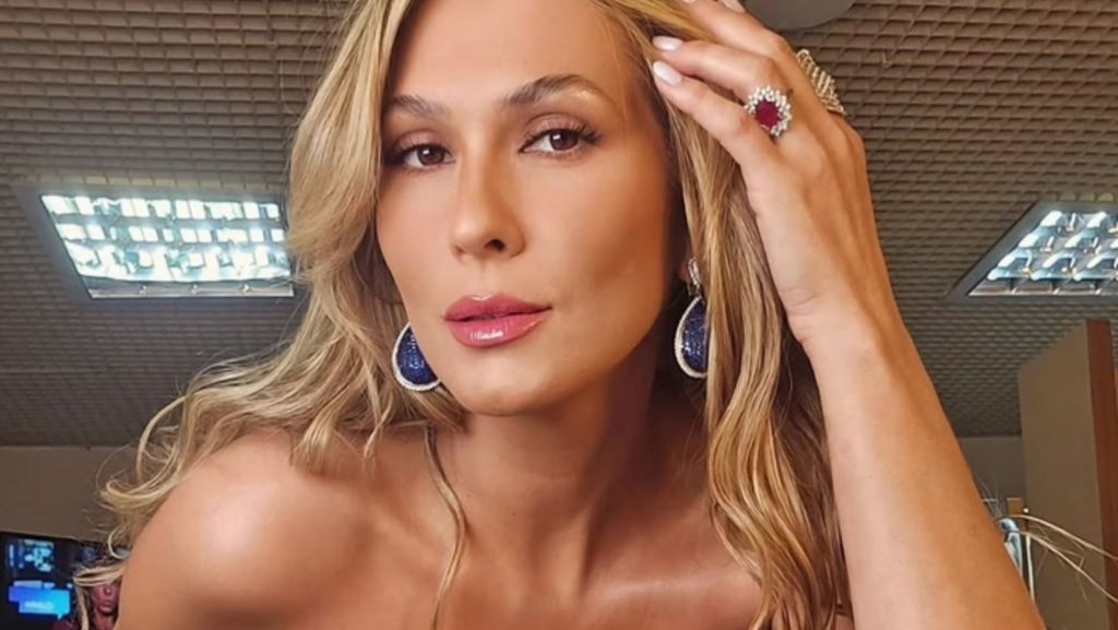 Lívia Andrade faz desabafo sobre grande susto com avião: "Nascemos"