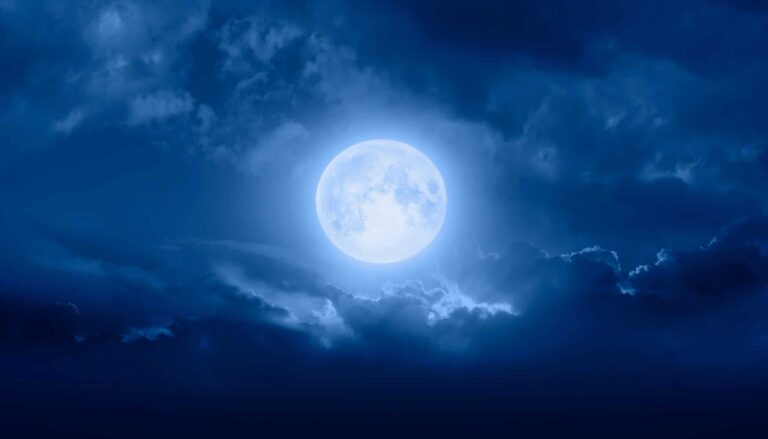 Lua hoje: confira a fase da Lua nesta quinta-feira 01/05/2025