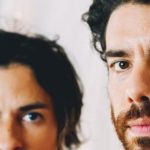 Luca Argel e Filipe Sambado apresentam espetáculo “Sol em Gémeos”,