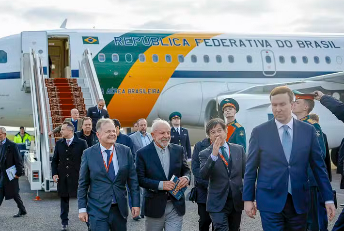 Lula participa de jantar com Putin no Kremlin antes de