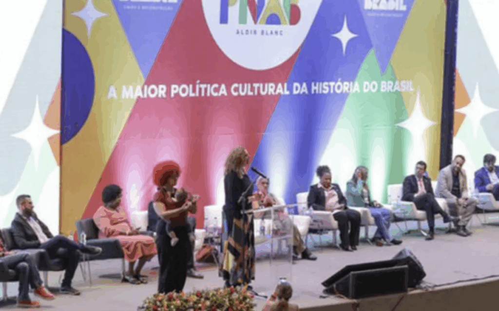 Lula sanciona lei que torna permanente a Política Nacional Aldir