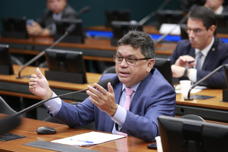 Márcio Jerry reage ao fechamento de 16 agências do Bradesco
