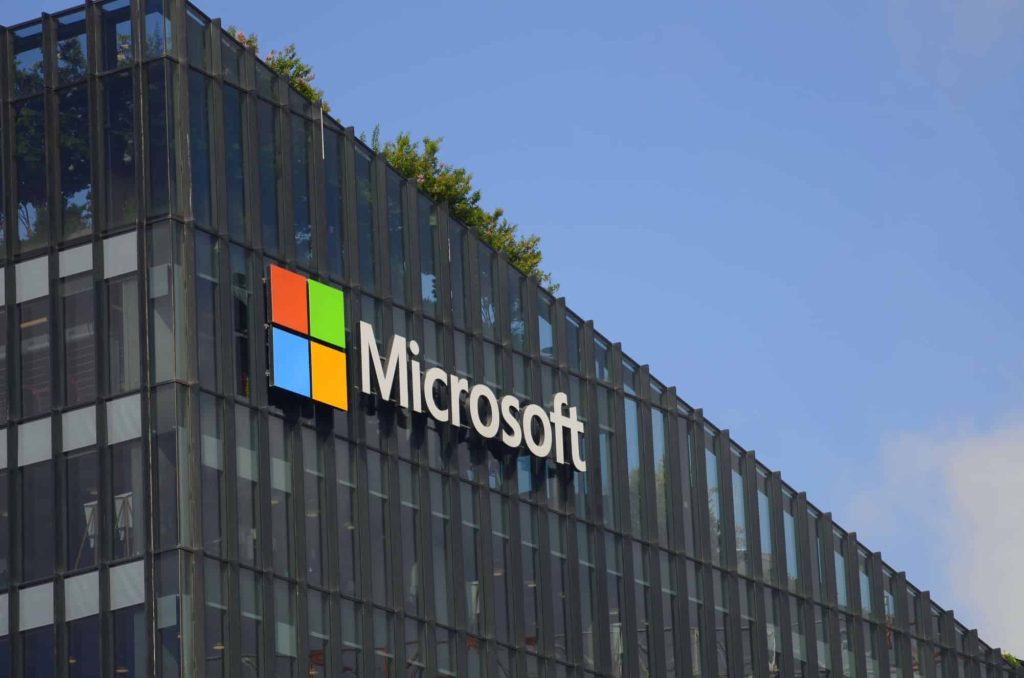 Microsoft anuncia corte de 3% no quadro global de funcionários