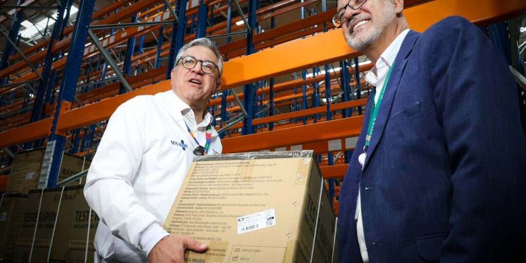 Ministério da Saúde recebe 1,3 milhão de vacinas contra a