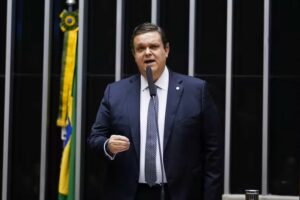 Ministro que assume Previdência foi alertado sobre fraudes no INSS