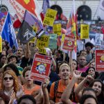 Ministro recebe movimentos sociais para discutir plebiscito sobre jornada 6×1