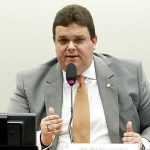 Novo ministro da Previdência declarou guardar em casa quase R$