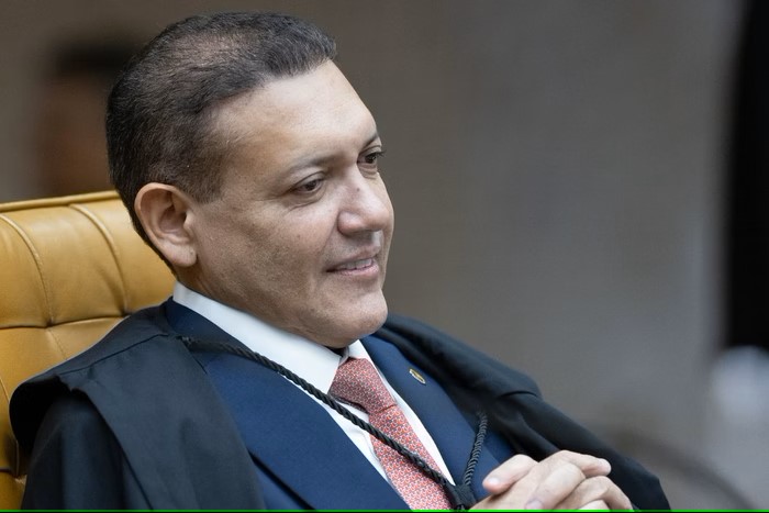 Nunes Marques suspende cassação do prefeito de Barueri; plenário do