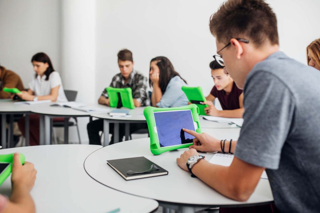 Os Impactos da Tecnologia na Educação Maranhense