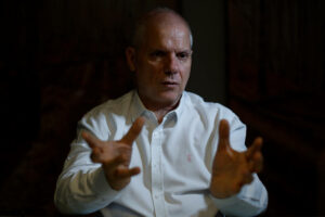 Outro lado! Ex-presidente do INSS diz que seguiu decisão do